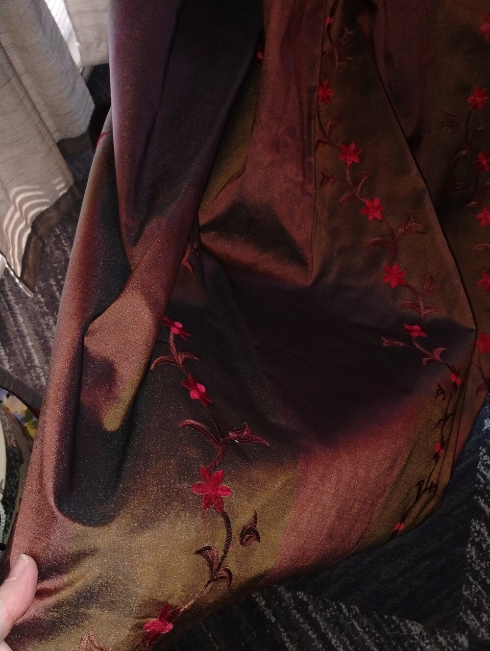 Brown Two Tone Taffeta Victorian Walking Dress Red Floral Embroidery Reenactor - Picture 9 of 15